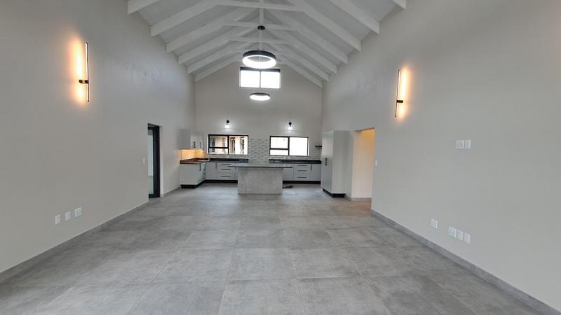 4 Bedroom Property for Sale in Stilbaai Wes Western Cape